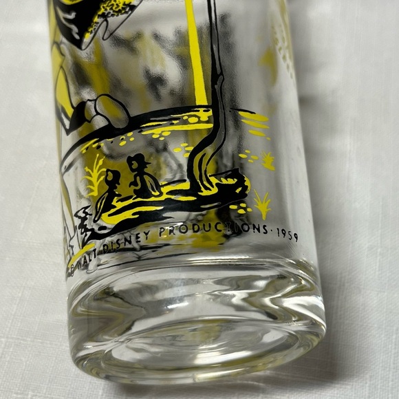 Walt Disney Productions 1959 Canadian Sleeping Beauty drinking glass tumbler # 2 - Picture 2 of 5